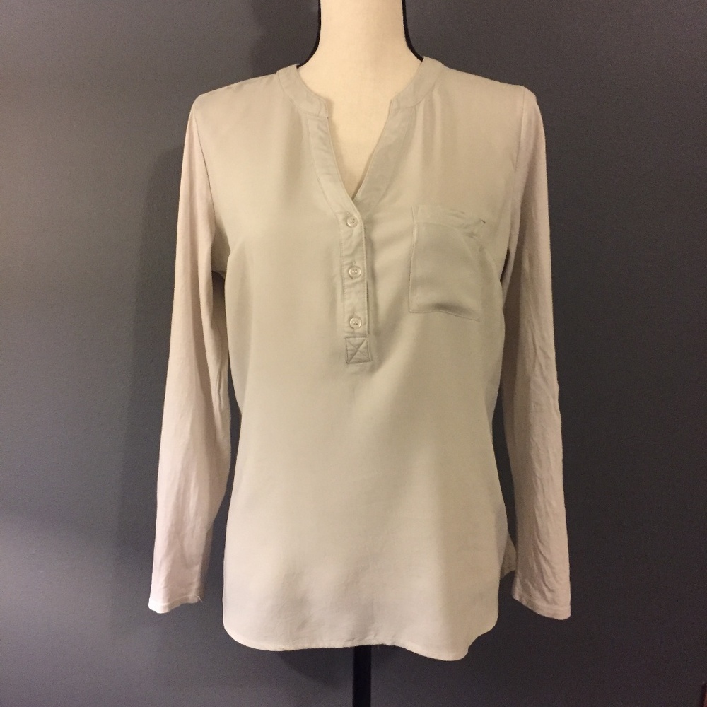 Merona Cream/Tan Button V-Neck Long-Sleeve Blouse